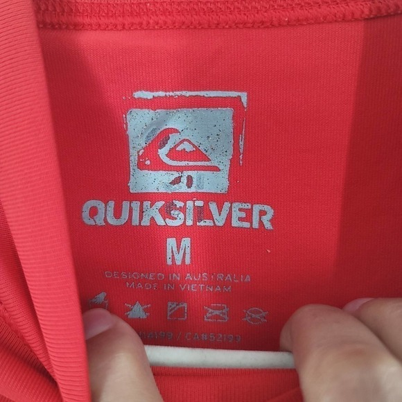 Quiksilver Men's Rash Guard Swim Top Size M Red Medium Short Sleeve - Picture 4 of 6